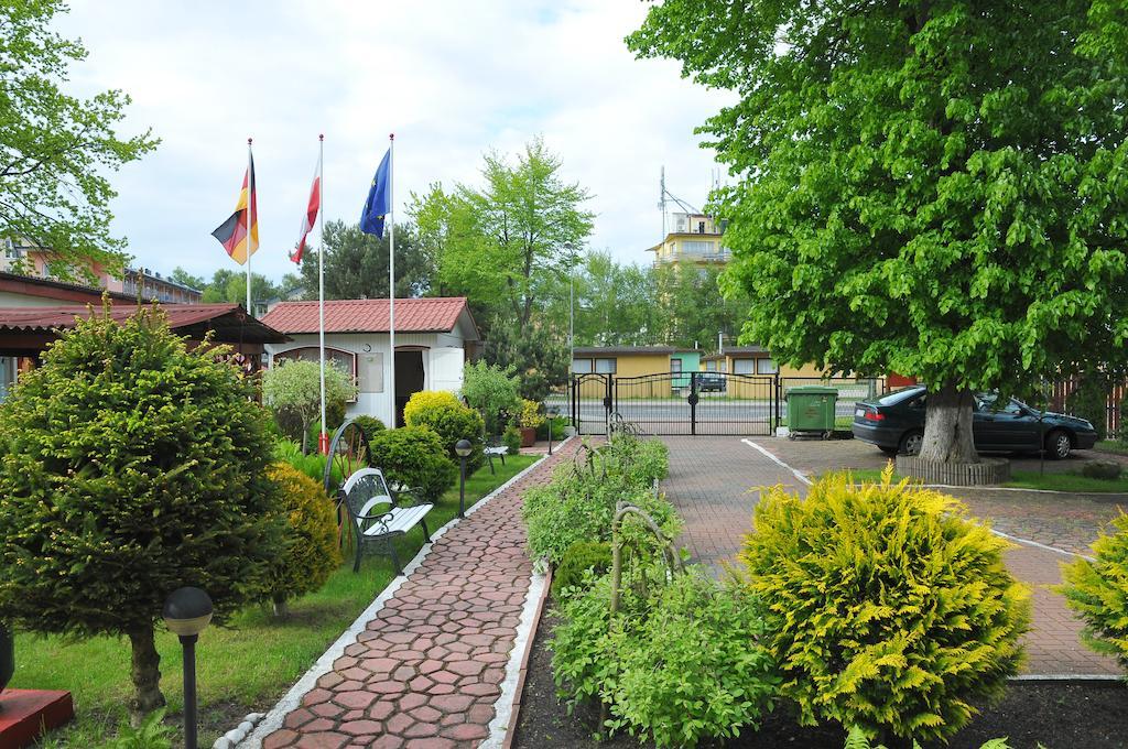 Apartmán Osrodek Wczasowy Domino Bis Dźwirzyno Exteriér fotografie